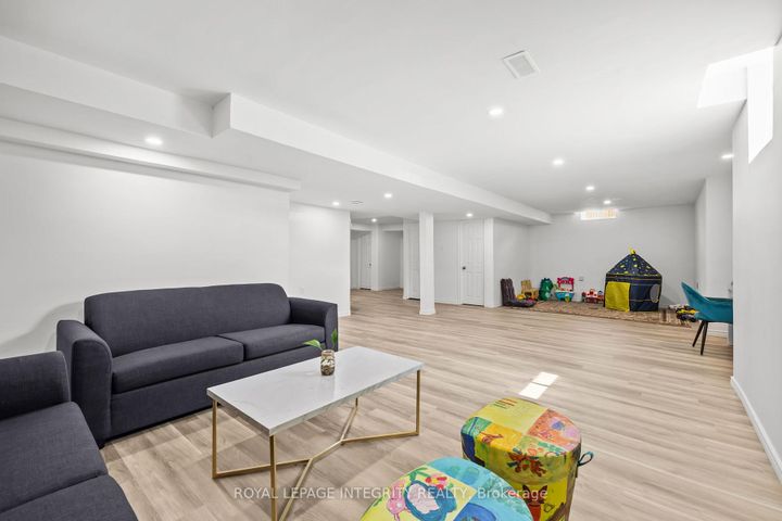 Photo 33 at 2514 Stone Cove Crescent, Nepean (Half Moon Bay), Ottawa