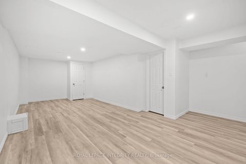 Photo 31 at 2514 Stone Cove Crescent, Nepean (Half Moon Bay), Ottawa