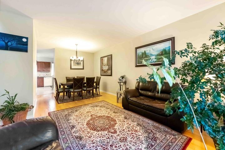 Photo 6 at 23 Hearthstone Place, Nepean (Strandherd), Ottawa