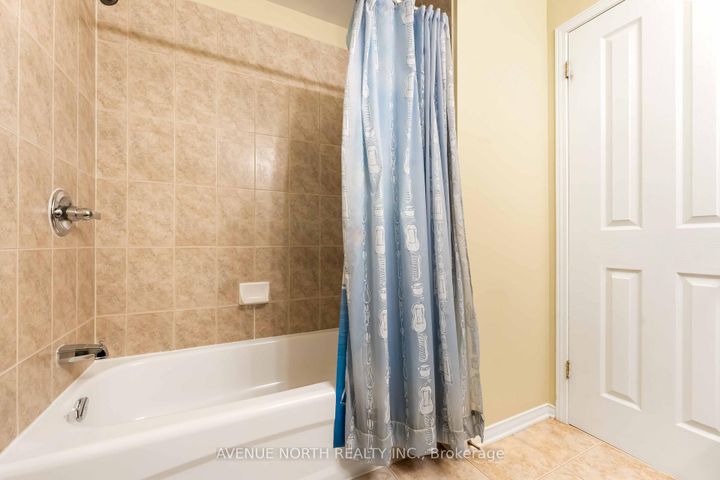 Photo 22 at 23 Hearthstone Place, Nepean (Strandherd), Ottawa