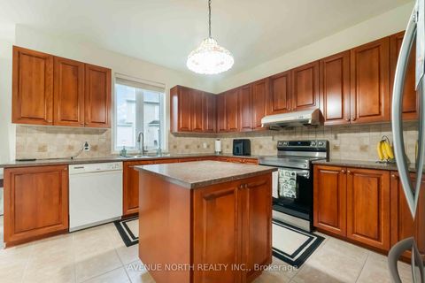 Photo 8 at 23 Hearthstone Place, Nepean (Strandherd), Ottawa