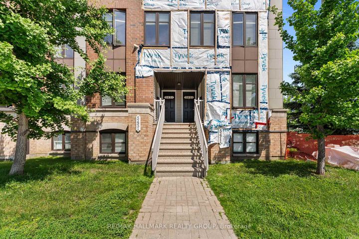 Photo 1 at A - 541 Chapman Mills Drive, Nepean (Strandherd), Ottawa