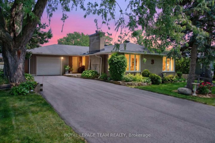 Photo 1 at 9 Laurentide Road, Nepean (Arbeatha Park), Ottawa