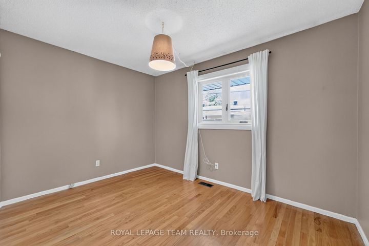 Photo 29 at 9 Laurentide Road, Nepean (Arbeatha Park), Ottawa