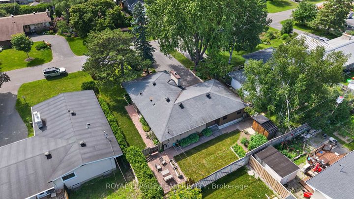 Photo 47 at 9 Laurentide Road, Nepean (Arbeatha Park), Ottawa