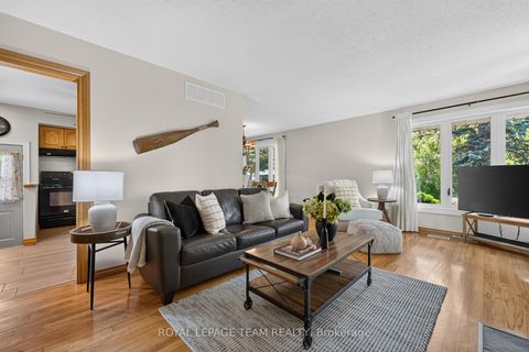 Photo 6 at 9 Laurentide Road, Nepean (Arbeatha Park), Ottawa