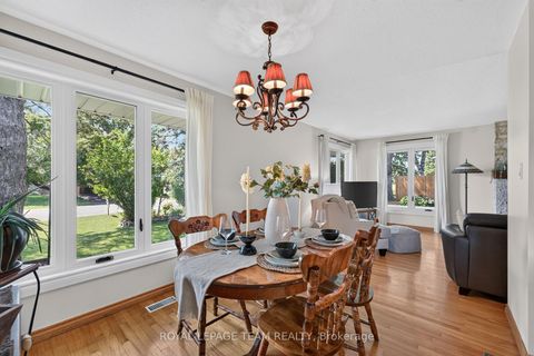 Photo 12 at 9 Laurentide Road, Nepean (Arbeatha Park), Ottawa