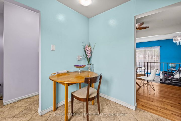 Photo 15 at 11E FOXHILL Way, Nepean (Knollsbrook), Ottawa
