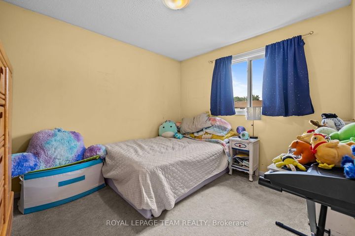 Photo 22 at 11E FOXHILL Way, Nepean (Knollsbrook), Ottawa