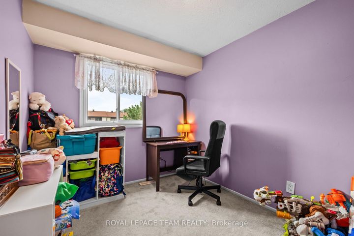 Photo 23 at 11E FOXHILL Way, Nepean (Knollsbrook), Ottawa