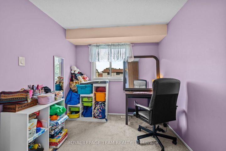 Photo 24 at 11E FOXHILL Way, Nepean (Knollsbrook), Ottawa