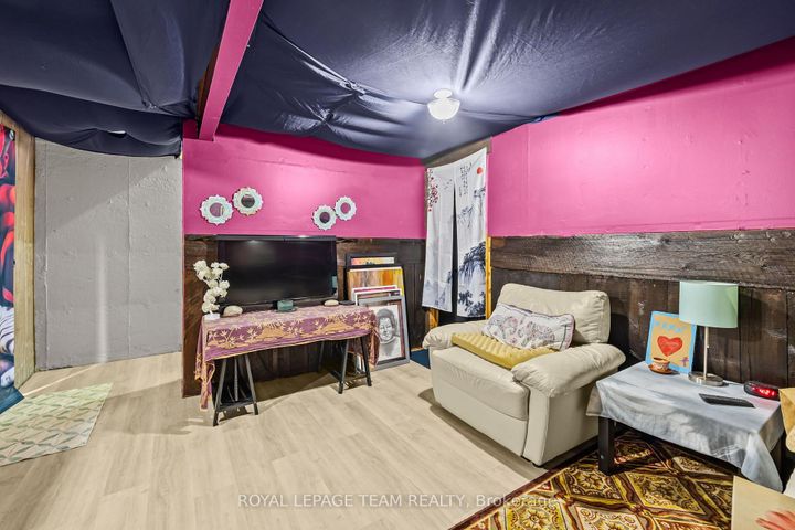 Photo 27 at 11E FOXHILL Way, Nepean (Knollsbrook), Ottawa