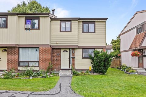 Photo 1 at 11E FOXHILL Way, Nepean (Knollsbrook), Ottawa