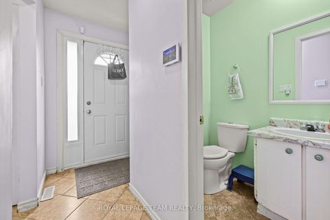Photo 2 at 11E FOXHILL Way, Nepean (Knollsbrook), Ottawa