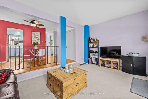 Photo 3 at 11E FOXHILL Way, Nepean (Knollsbrook), Ottawa