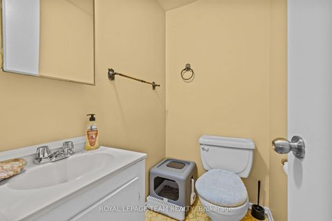 Photo 21 at 11E FOXHILL Way, Nepean (Knollsbrook), Ottawa