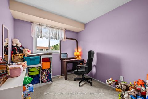 Photo 23 at 11E FOXHILL Way, Nepean (Knollsbrook), Ottawa