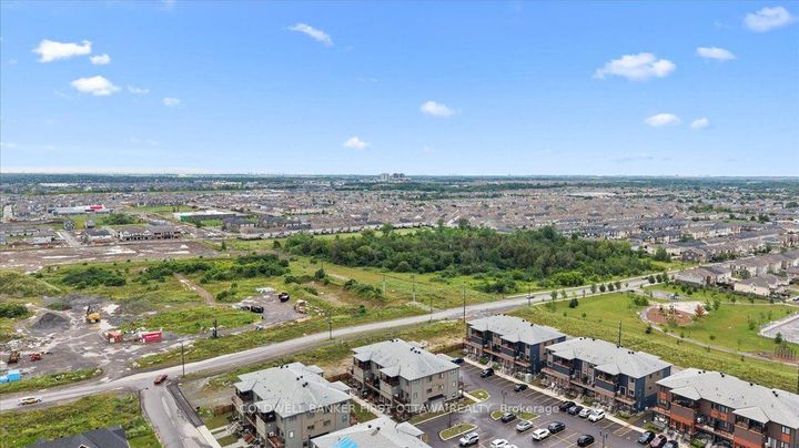 Photo 30 at 210 PARNIAN Private, Nepean (Half Moon Bay), Ottawa