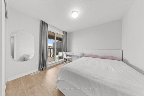 Photo 19 at 210 PARNIAN Private, Nepean (Half Moon Bay), Ottawa