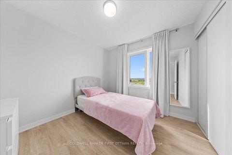 Photo 22 at 210 PARNIAN Private, Nepean (Half Moon Bay), Ottawa
