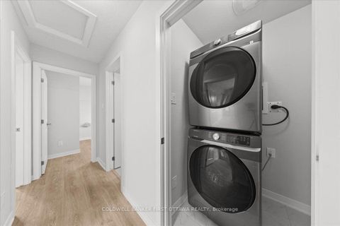 Photo 24 at 210 PARNIAN Private, Nepean (Half Moon Bay), Ottawa