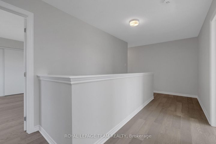 Photo 7 at 133 Celestial Grove, Nepean (Half Moon Bay), Ottawa