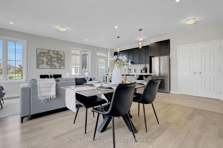 Photo 11 at 133 Celestial Grove, Nepean (Half Moon Bay), Ottawa