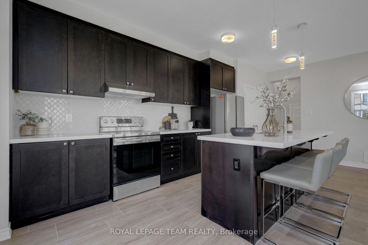 Photo 24 at 133 Celestial Grove, Nepean (Half Moon Bay), Ottawa