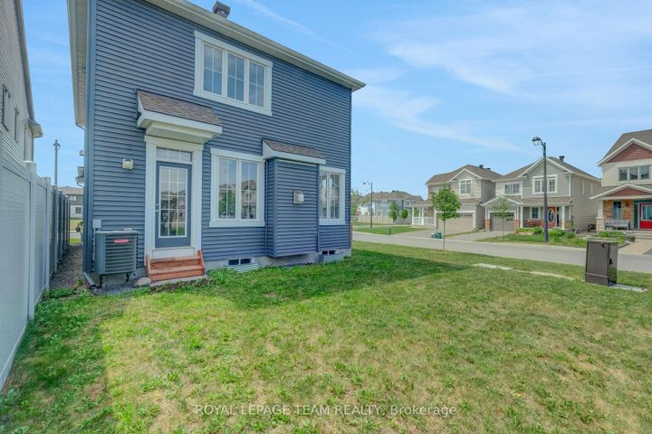 Photo 49 at 133 Celestial Grove, Nepean (Half Moon Bay), Ottawa