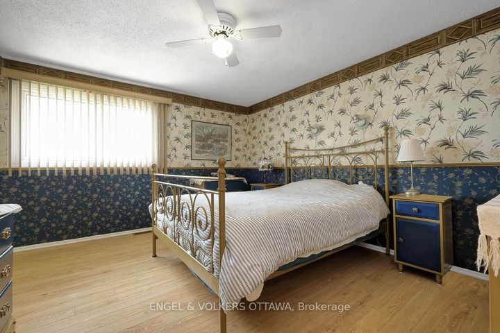 Photo 21 at 2695 Hickson Crescent S, Nepean (Redwood Park), Ottawa