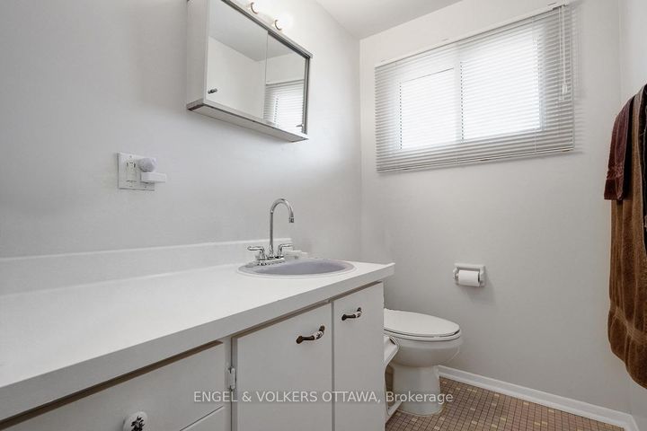 Photo 22 at 2695 Hickson Crescent S, Nepean (Redwood Park), Ottawa