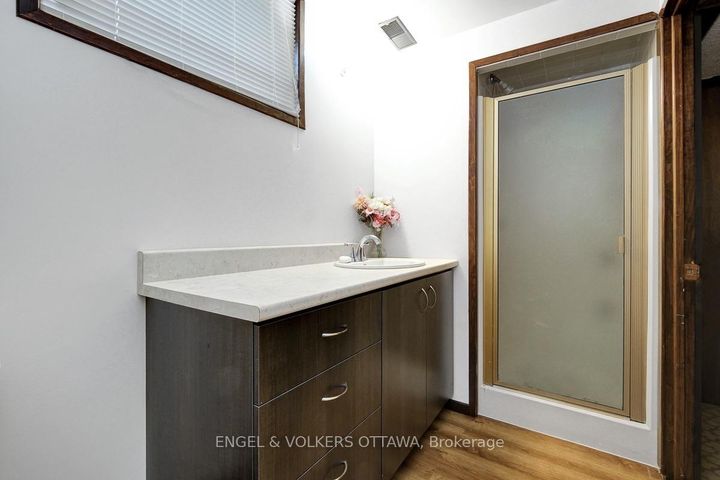 Photo 28 at 2695 Hickson Crescent S, Nepean (Redwood Park), Ottawa