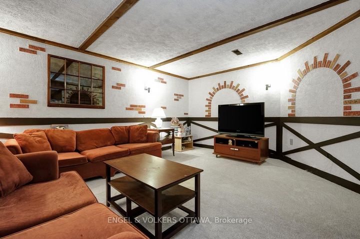 Photo 32 at 2695 Hickson Crescent S, Nepean (Redwood Park), Ottawa