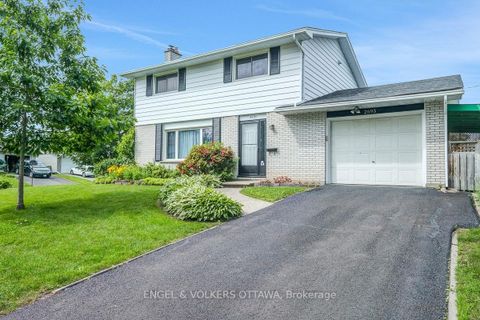 Photo 1 at 2695 Hickson Crescent S, Nepean (Redwood Park), Ottawa