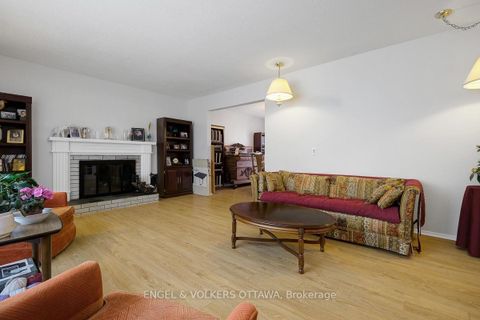 Photo 9 at 2695 Hickson Crescent S, Nepean (Redwood Park), Ottawa