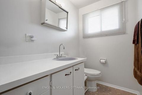 Photo 22 at 2695 Hickson Crescent S, Nepean (Redwood Park), Ottawa