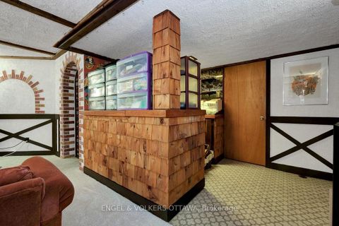 Photo 33 at 2695 Hickson Crescent S, Nepean (Redwood Park), Ottawa