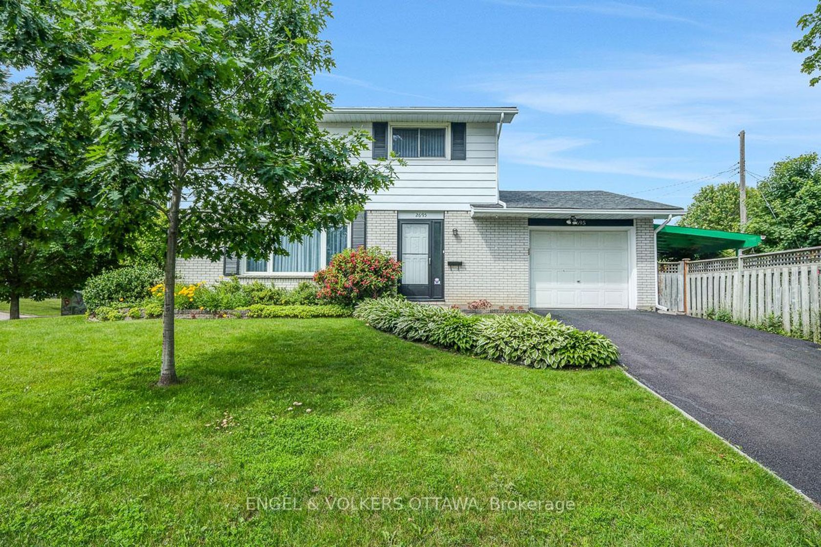 2695 Hickson Crescent S, Nepean (Redwood Park), Ottawa 