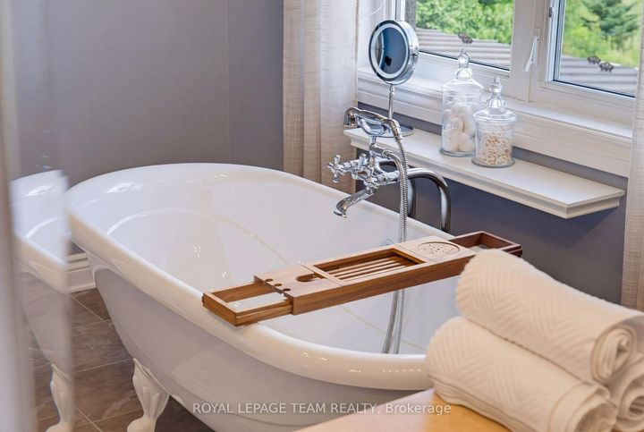 Photo 26 at 7 Tradewinds Drive, Nepean (Barrhaven East), Ottawa
