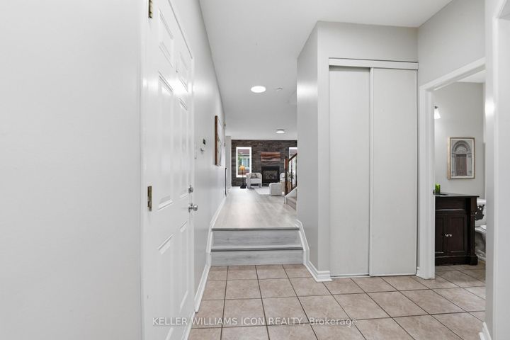 Photo 1 at 137 Harbour View Street, Nepean (Strandherd), Ottawa