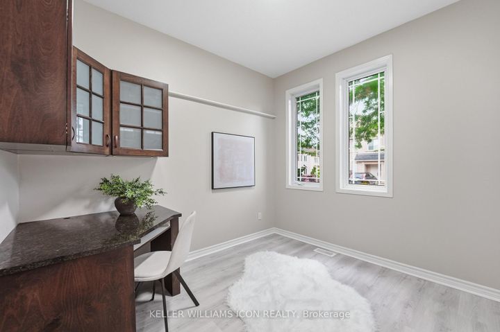 Photo 2 at 137 Harbour View Street, Nepean (Strandherd), Ottawa