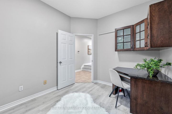 Photo 3 at 137 Harbour View Street, Nepean (Strandherd), Ottawa