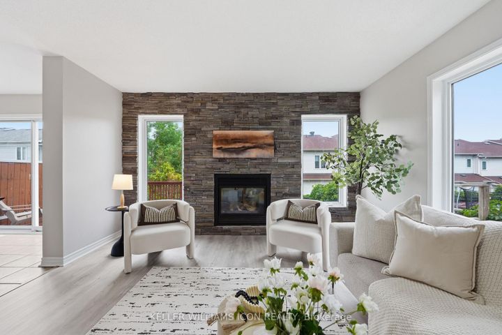 Photo 10 at 137 Harbour View Street, Nepean (Strandherd), Ottawa