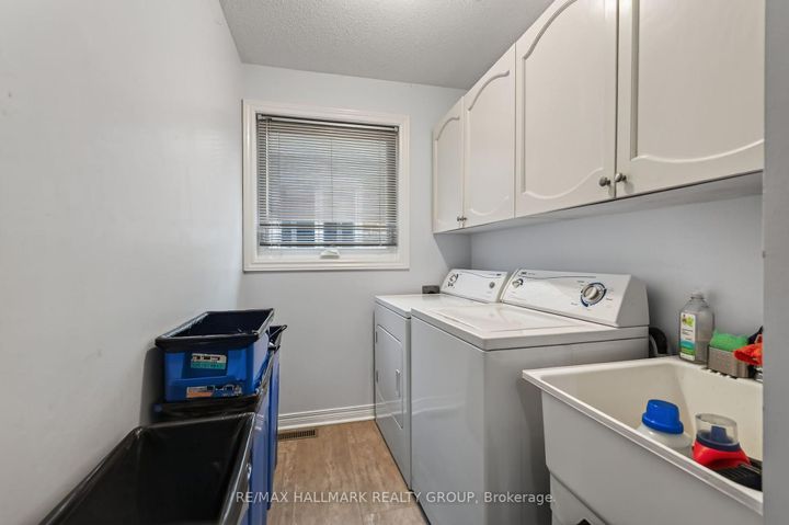 Photo 29 at 15 Pemberton Crescent, Nepean (Manordale), Ottawa