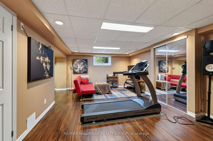 Photo 31 at 15 Pemberton Crescent, Nepean (Manordale), Ottawa