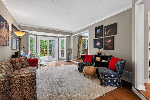 Photo 3 at 15 Pemberton Crescent, Nepean (Manordale), Ottawa