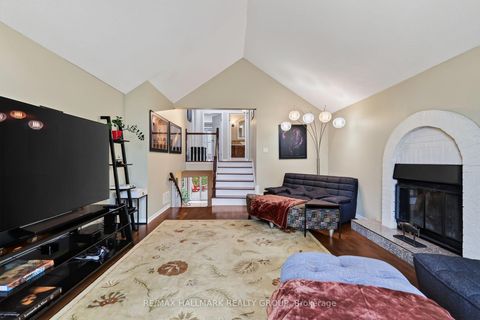 Photo 16 at 15 Pemberton Crescent, Nepean (Manordale), Ottawa