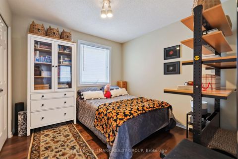 Photo 24 at 15 Pemberton Crescent, Nepean (Manordale), Ottawa