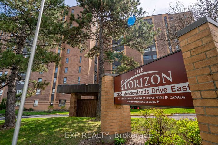 Photo 3 at 604 - 1356 MEADOWLANDS Drive N, Nepean (Borden Farm/Stewart Farm/Carleton Heights/Parkwood Hills), Ottawa