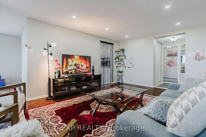 Photo 19 at 604 - 1356 MEADOWLANDS Drive N, Nepean (Borden Farm/Stewart Farm/Carleton Heights/Parkwood Hills), Ottawa